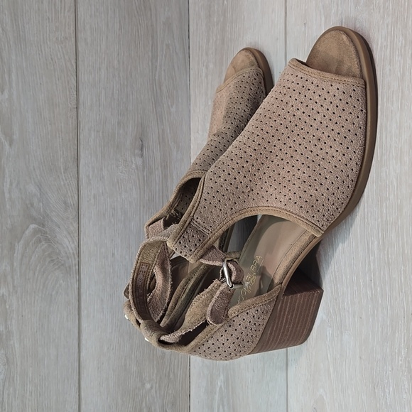 Koolaburra by Ugg Australia Women Ashlyn Leather Open Toe Heels Sandals shoes 9 - Picture 2 of 12